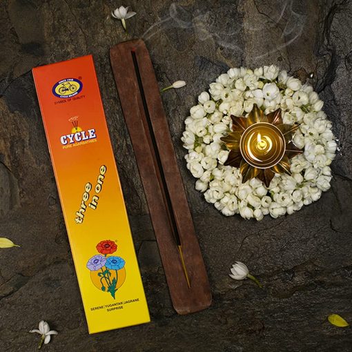 Cycle Pure Three in One Agarbatti with 3 Signature Fragrances