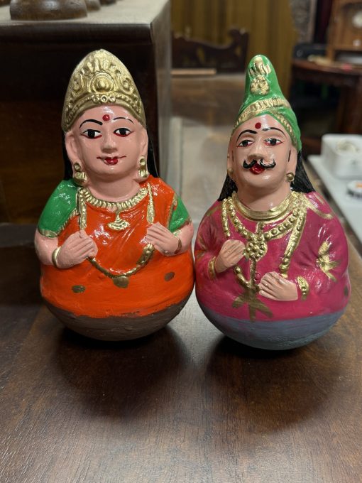 Traditional Tanjore Thalaiyatti Doll-9Inch(pair) Traditional Tanjore Thalaiyatti Doll-9Inch(Red)