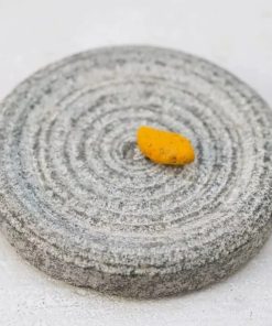 Turmeric And Sandal Chandan Turmeric Haldi Grinding Mortar Stone (Grey_10 X 10 X 3 Cm)