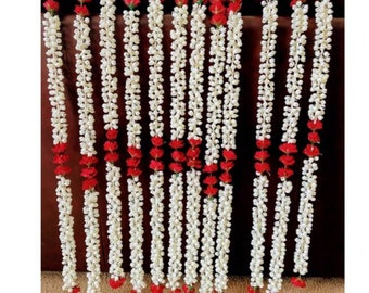 Traditional Artificial Mogra/Jasmine With 32 Artificial Roses (White) Garland - Pack Of 1 Traditional Artificial Mogra/Jasmine With 32 Artificial Roses (White) Garland - Pack Of 1