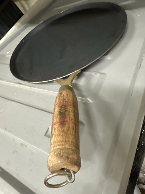 Iron Dosa Tawa With Wooden Handle - 32 Cm Diameter