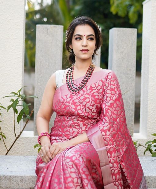 Banarasi Jacquard Lichi Silk Silver Zari Work Saree With Blouse Piece