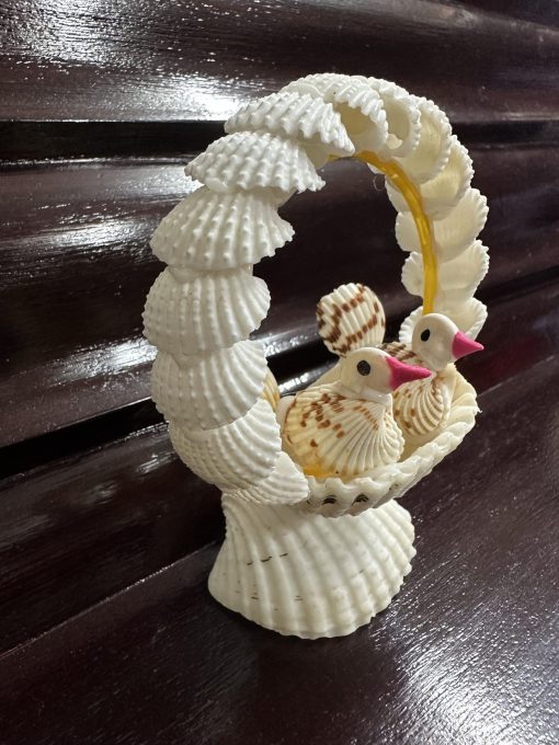 Sea shell twin bird decorative show piece