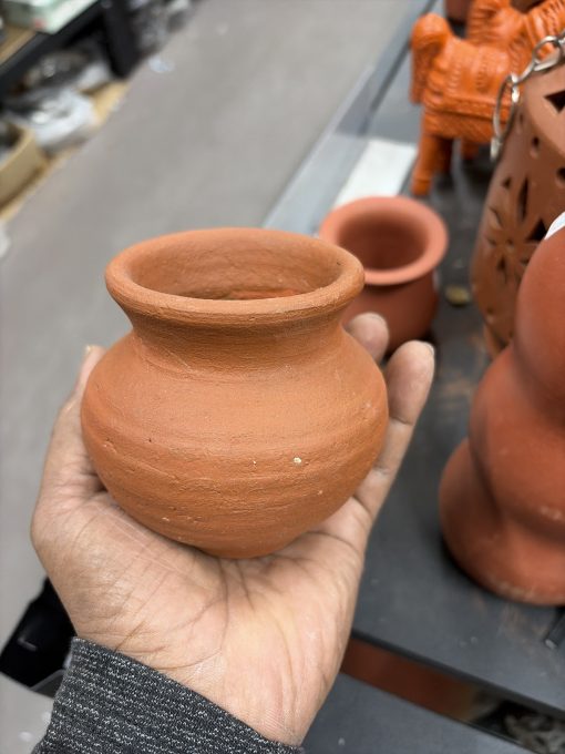 Handmade Earthen Clay Kalash small Handmade Earthen Terracotta Clay Biryani Pot 2 Ltr