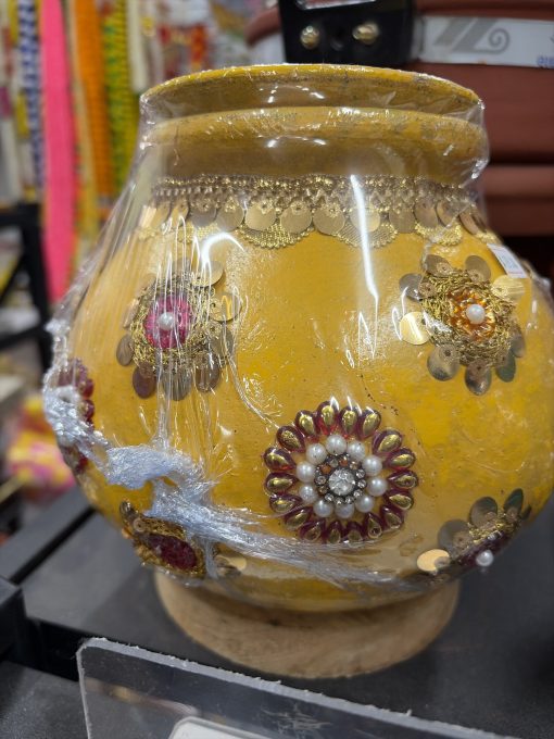 Clay Handmade Paanai decorative Handi pot Kalash - Assorted colours. - 2L Clay Handmade Paanai decorative Handi pot Kalash – Assorted colours. – 2L