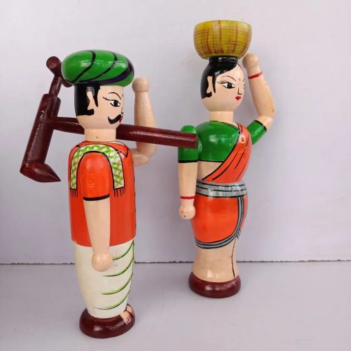 Pair of Wooden Farmer Couple Dolls Pair of Wooden Farmer Couple Dolls