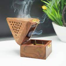 Amzgear Pyramid Wooden Shape Incense Holder | Dhoop Batti Stand | Fragrance Stand Holder | Ash Catcher/Agar Batti Holder for Home Decor,Office,Yoga,Meditation,Pooja,Aromatherapy Pack of 1