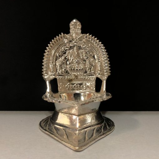 German Silver Kamatchi Vilakku