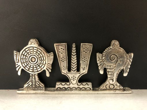 White Metal Oxidised Finished Chakra Namah Showpiece White Metal Oxidised Finished Chakra Namah Showpiece
