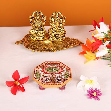 Marble Octagonal Puja Chowki Painted with Peacock Design