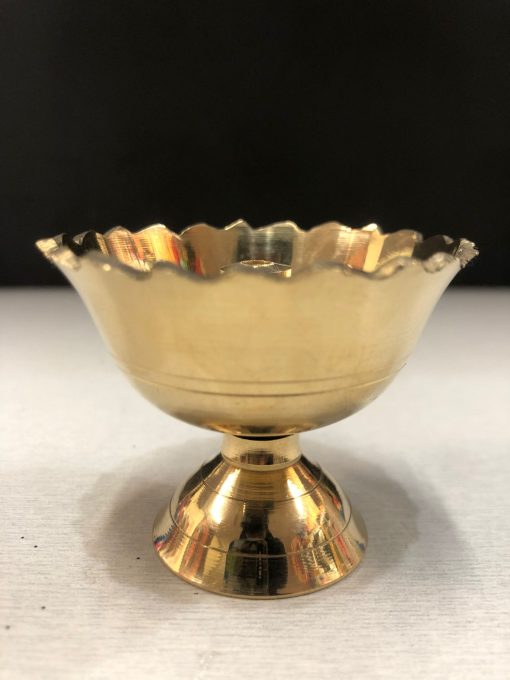 Handmade Solid Brass Indian Oil Lamp Pyali Diya for Puja & Other Religious Rituals | Home Décor, Office & Temples | Festive Gifts (Small)