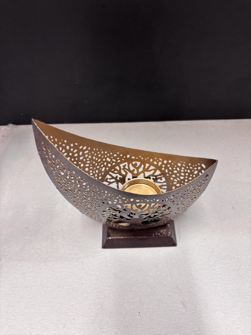 Metal Tree Shadow Candle Holder Showpiece Gift Item