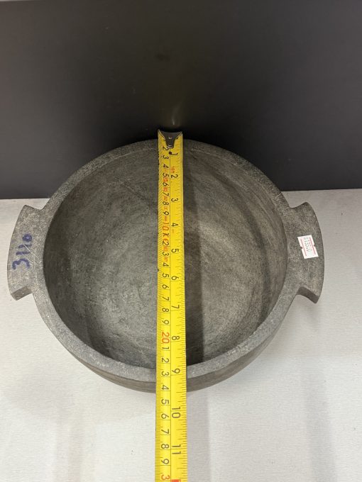 Stone pre seasoned Kadai/ Pot / Cooking Vessel (24cm)