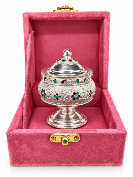 Decorative german Silver Kumkum Container with Velvet Gift Box Decorative German silver Kumkum container with velvet gift box